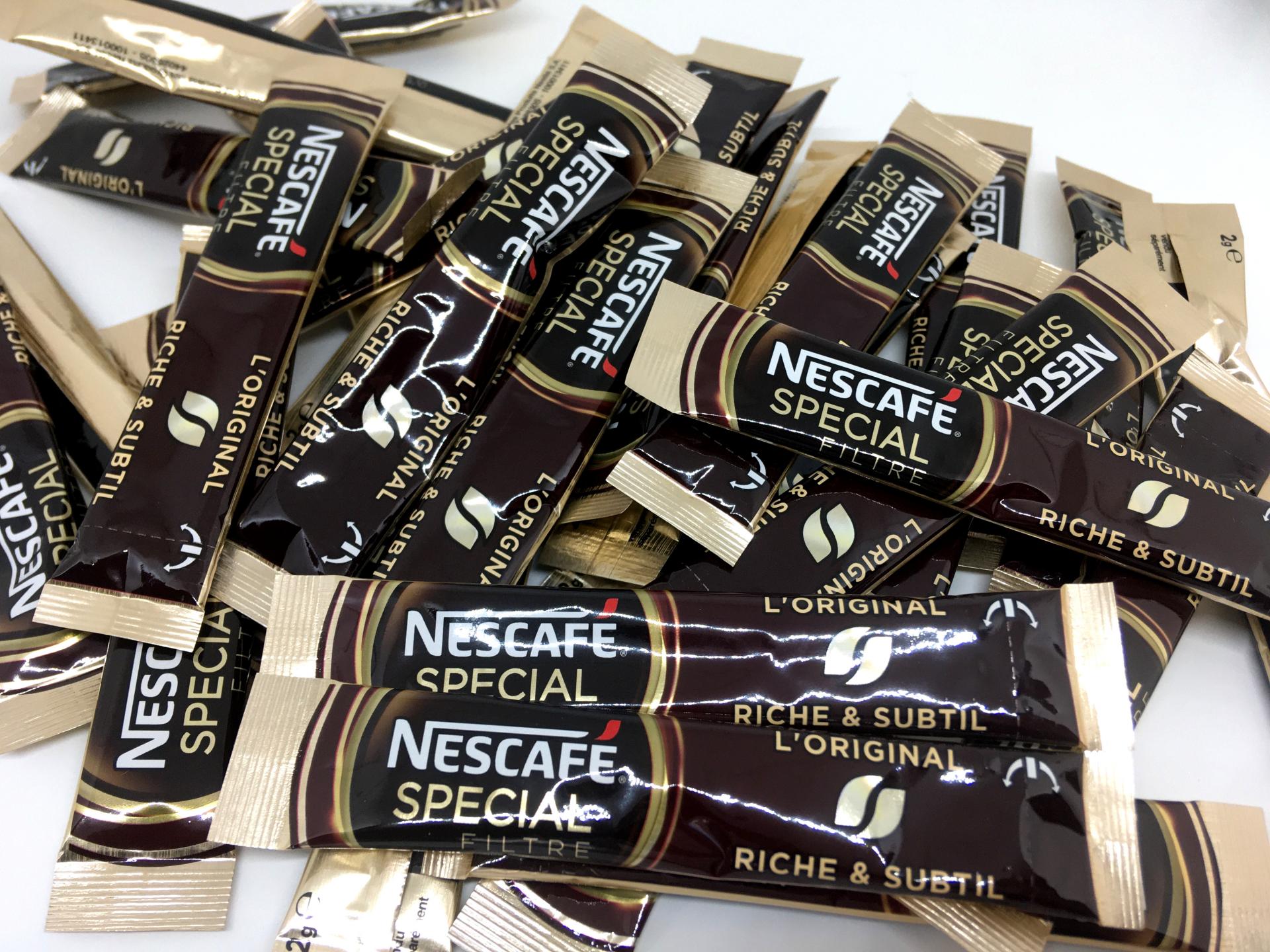Café soluble spécial filtre en stick 2 g Nescafé le lot de 50