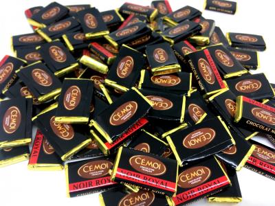 Mini tablettes chocolat noir 3 5g accompagnement cafe cemoi le lot de 20