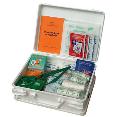 Trousse de secours 4 a 6 personnes pvs